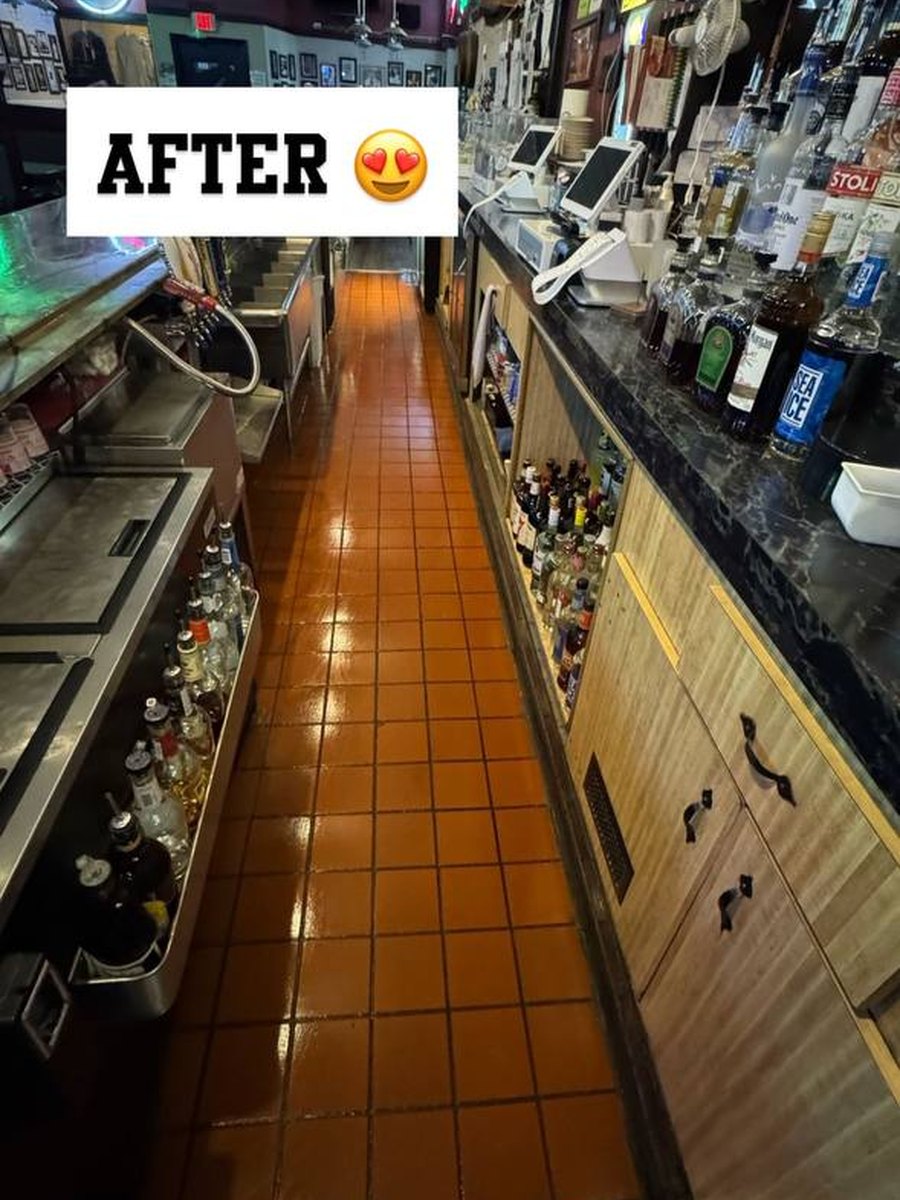 Restaurant bar floor after EcoClean cleaning